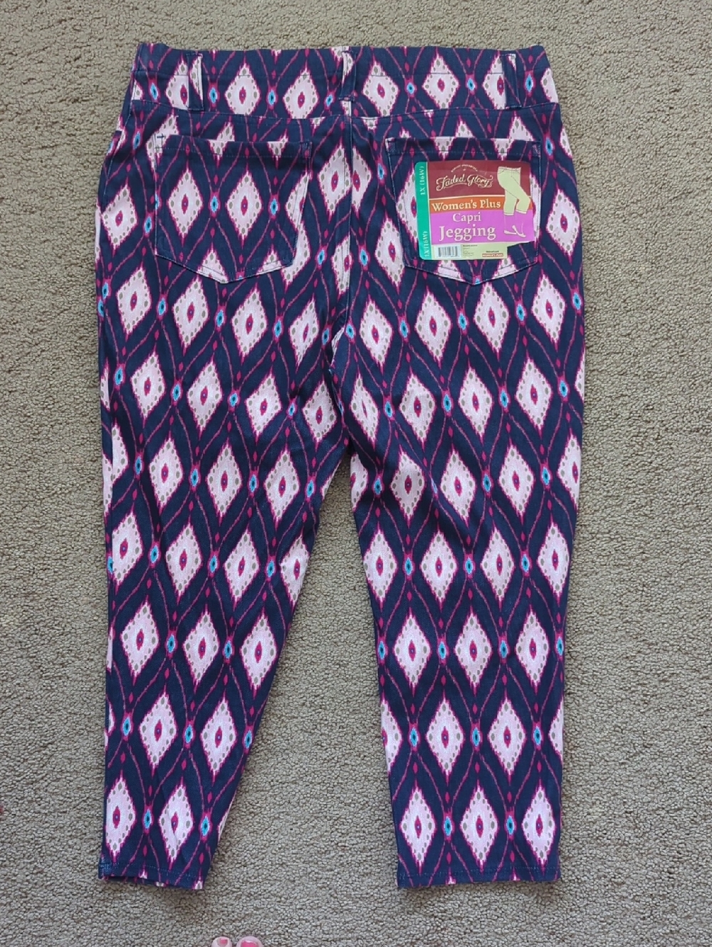 Faded Glory Women's Capri Jegging Size 1X-16 W - Picture 3 of 9